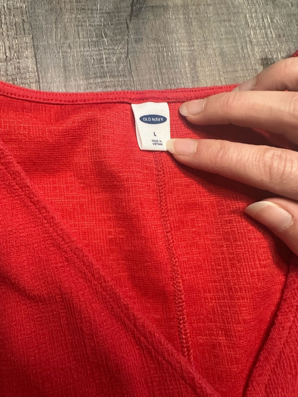 Old Navy Red Tie-Knot Button Tank Top - Picture 4 of 8